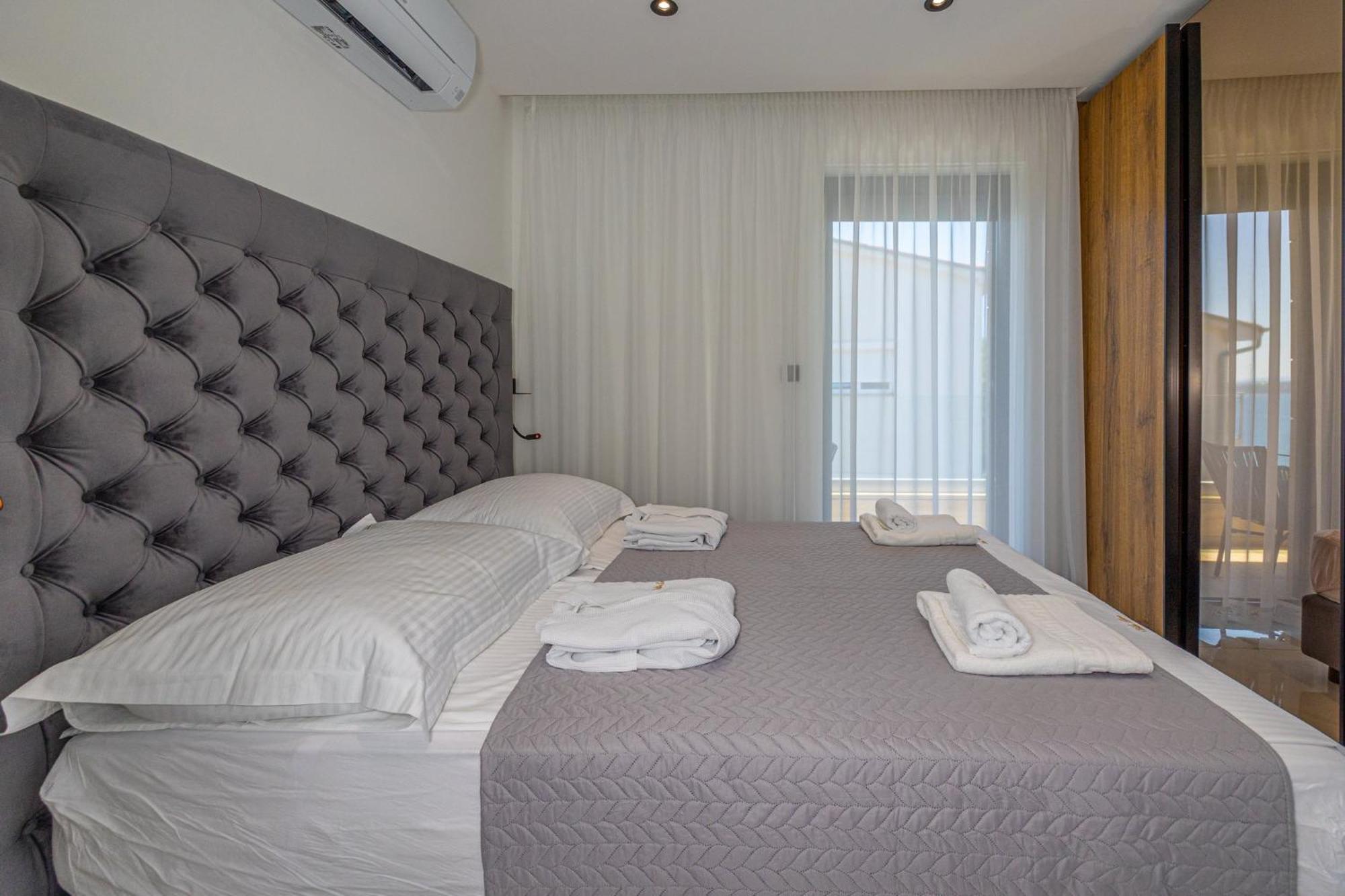 Villa Lana I Crikvenica Extérieur photo